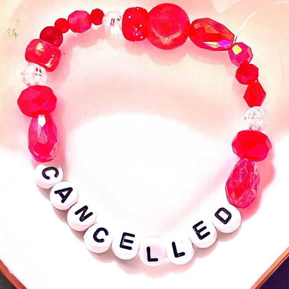 BUY1GET1FREE The Life of a Showgirl bracelet - Picture 1 of 2